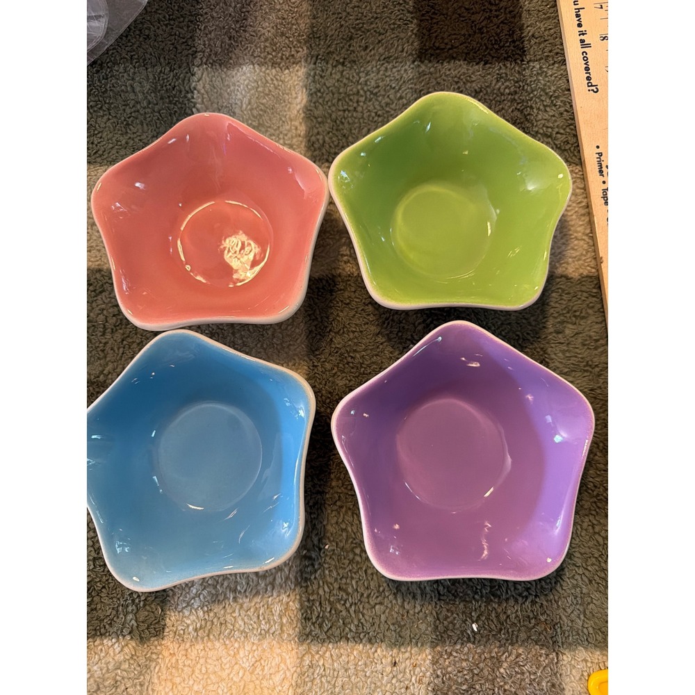 Century Set of 4 Star Shaped Ceramic Mini Prep Bowls Polka Dot Pastel Colors
